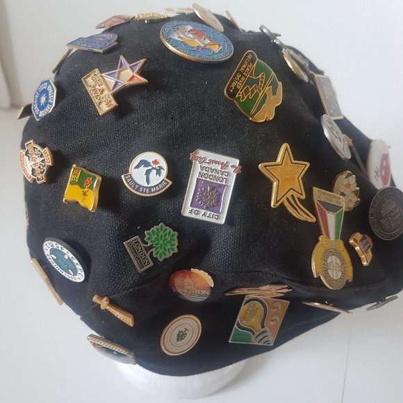 Vintage Pins LOT all Over the World 1998 CWSF Canada Wide Science Fair on Hat - Picture 9 of 15